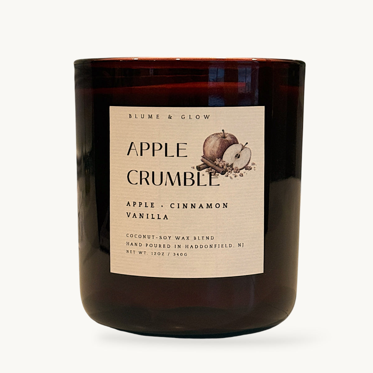 Apple Crumble baked apple cinnamon and vanilla candle by Blume & Glow with wooden wick in a wine jar