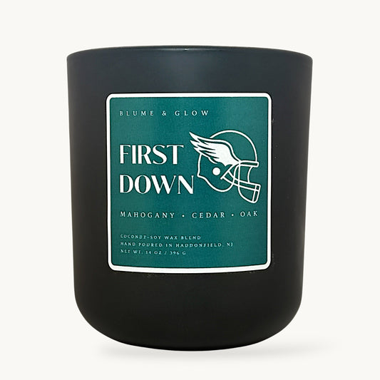 Philadelphia Eagles inspired candle by Blume & Glow with fresh wood and lavender scent and crackling wooden wick